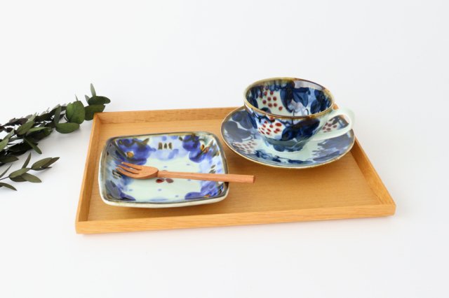 Square plate, Seika Fuchi, porcelain, Hasami ware