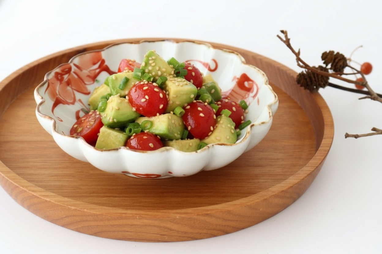 Flower-shaped Small Bowl Red-painting | Kobachi Hasami Ware