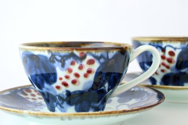 Coffee cup/tea cup blue ripe grape porcelain Hasami ware