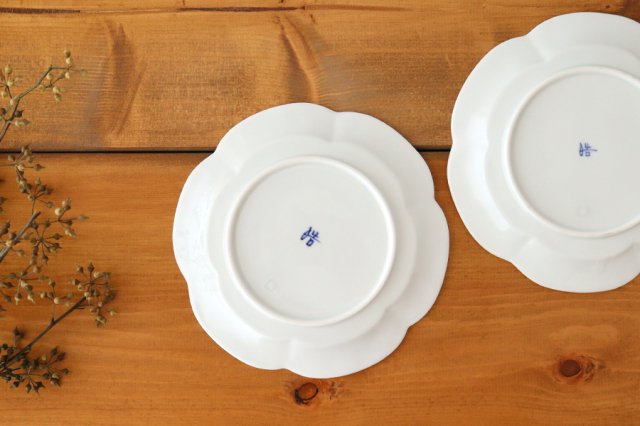 Wreath plate M, brocade tip floret, Koyo kiln, porcelain, Arita ware