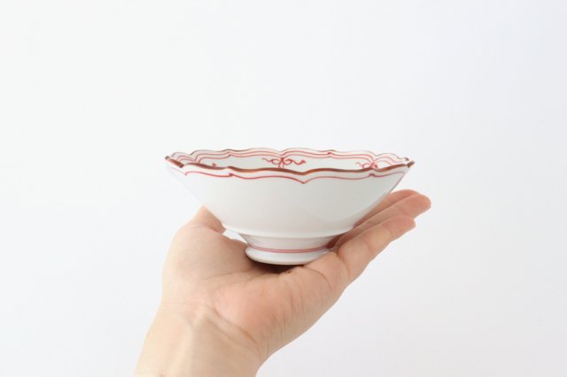 Small bellflower bowl, dyed, red porcelain, Fuchiasobi, Hasami ware