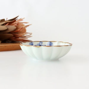 Small chrysanthemum bowl, dyed fuchisabi grass, Koyo kiln, porcelain, Arita ware