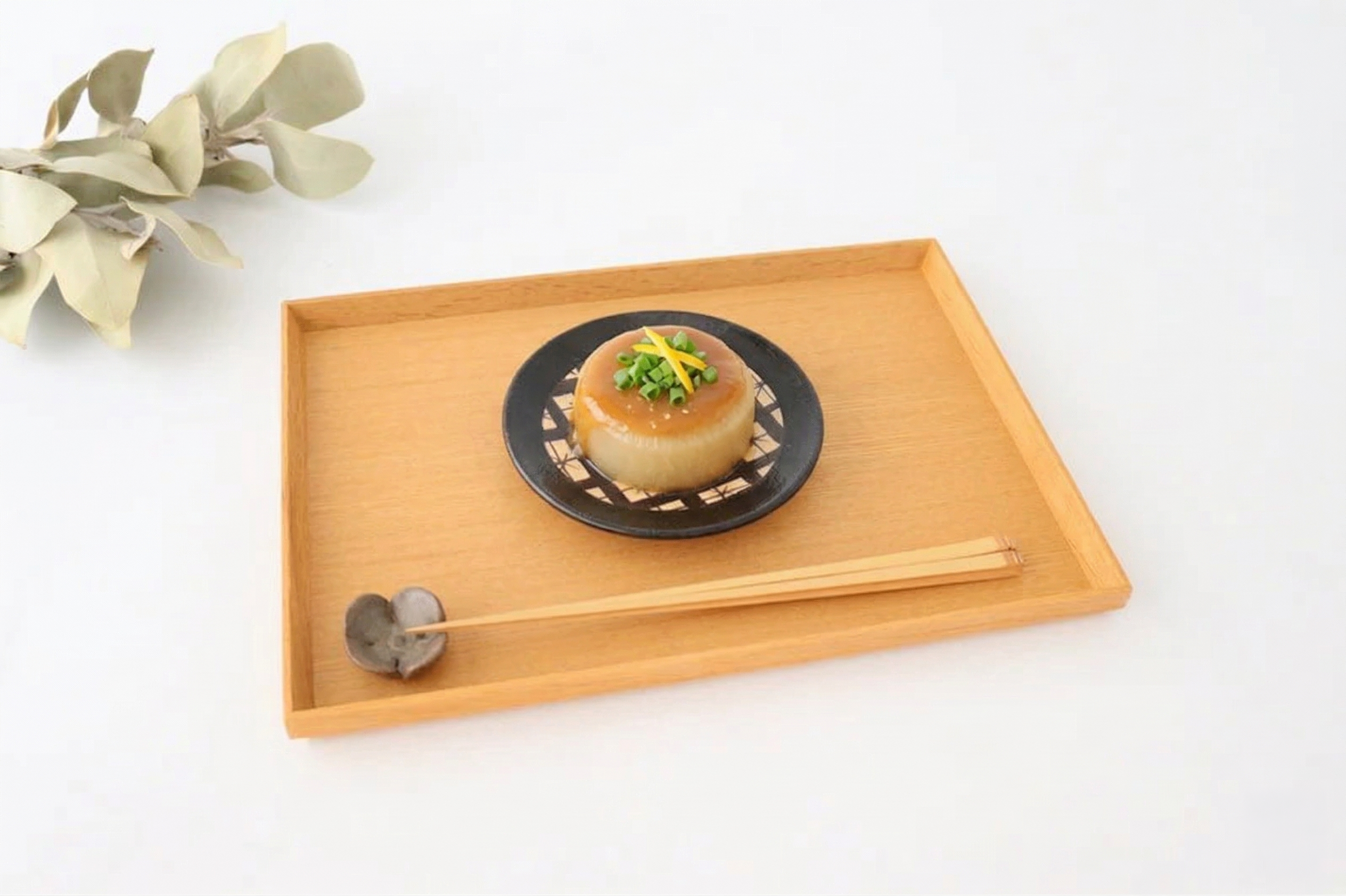 Kitagama Kasen Hiroshige Kato Small Plate Basket Pattern Black-Oribe | Seto Ware