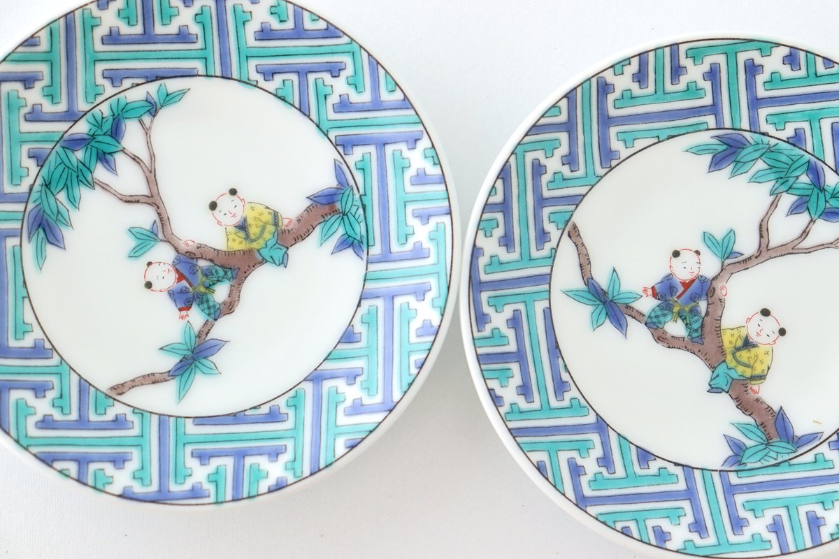 Lucky bean plate, Saaya-shaped Karako, Porcelain, Seikou kiln, Kutani ware