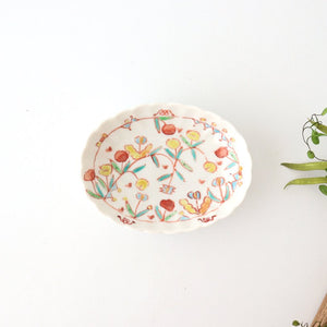 Small oval chrysanthemum plate, flower chintz, porcelain, Ginshu kiln, Kutani ware