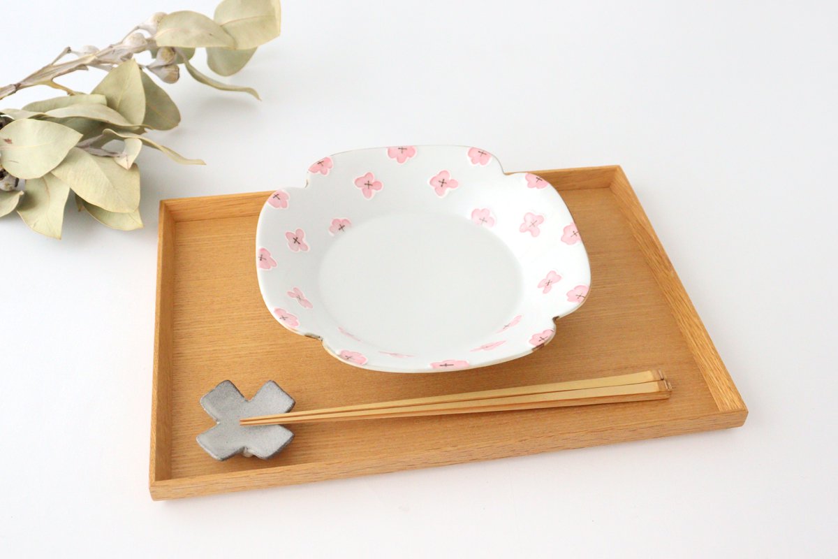 hana plate pink porcelain hana Arita ware