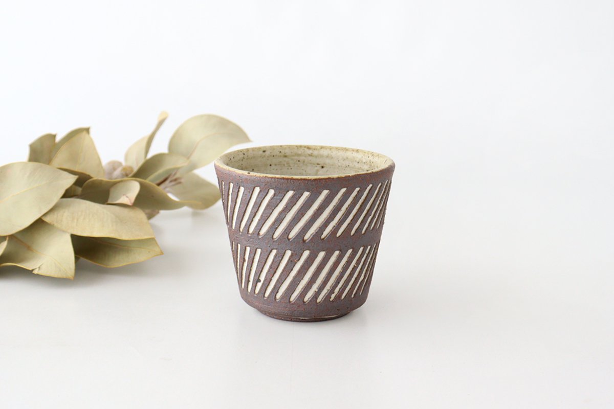 Free cup Naname shinogi pottery tomaru Shigaraki ware
