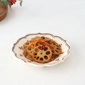 Bellflowershaped Plate Fuku Semi-Porcelain 15cm/5.9in | Arita Ware