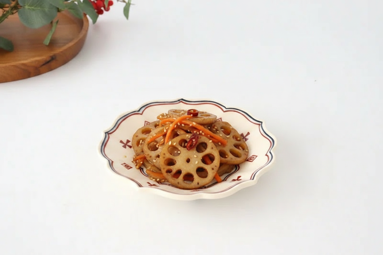 Bellflowershaped Plate Fuku Semi-Porcelain 15cm/5.9in | Arita Ware