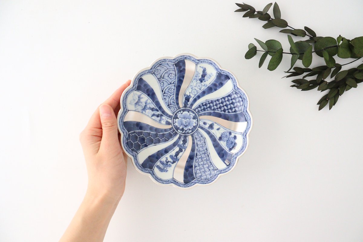 Rinkurou Kiln Chrysanthemum Shaped Plate Old Imari Pattern Blue&Silver 16cm/6.29in | Hasami Ware