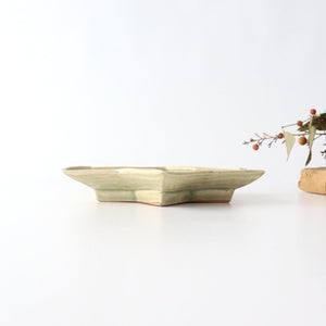Celadon star-shaped plate pottery Yuya Ishida