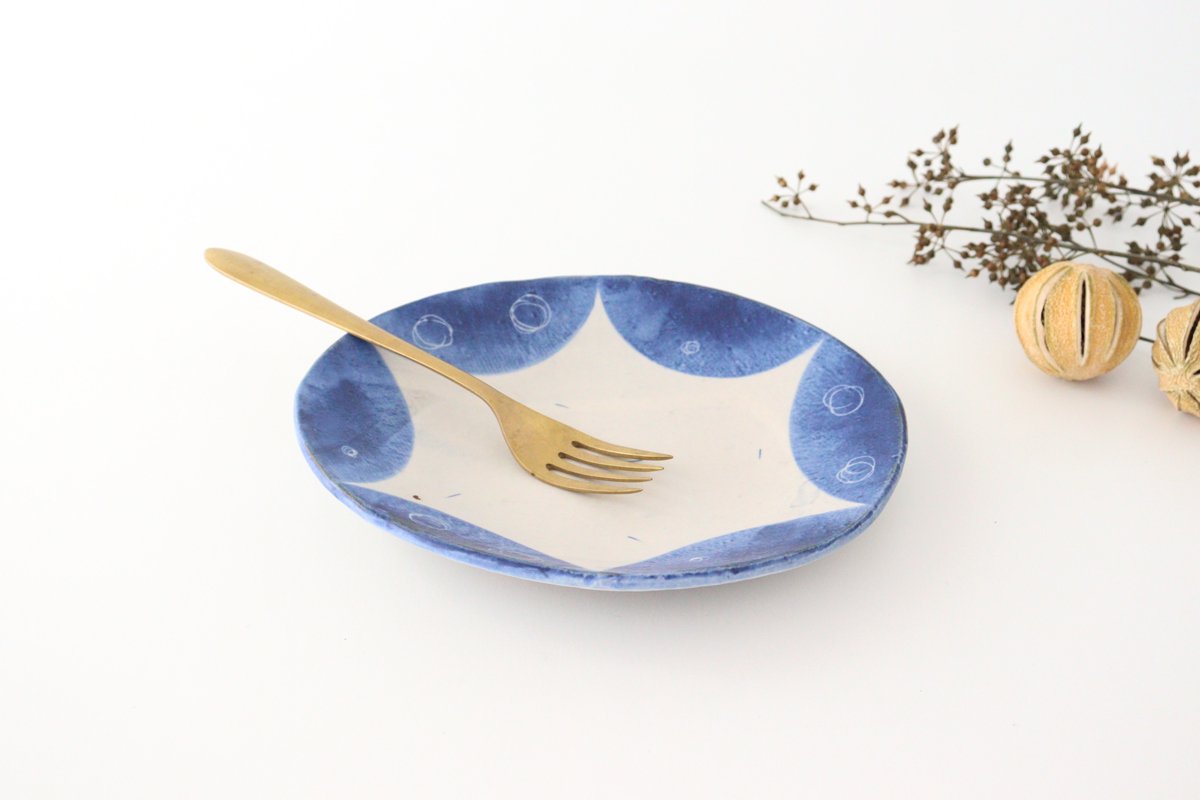 [Uchiru special order] Flexible plate, medium round pottery, Yamakirai Pottery, Shigaraki ware