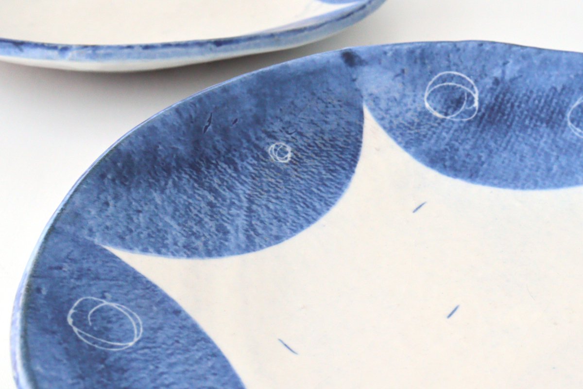 [Uchiru special order] Flexible plate, medium round pottery, Yamakirai Pottery, Shigaraki ware