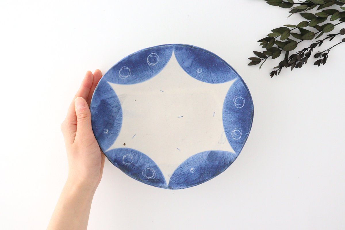 [Uchiru special order] Flexible plate, medium round pottery, Yamakirai Pottery, Shigaraki ware