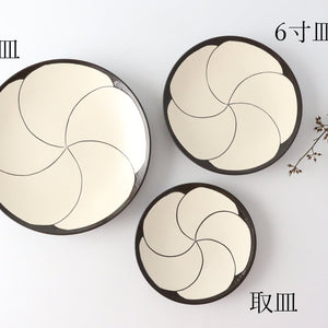Tori plate pottery NEZIRI plum Hasami ware