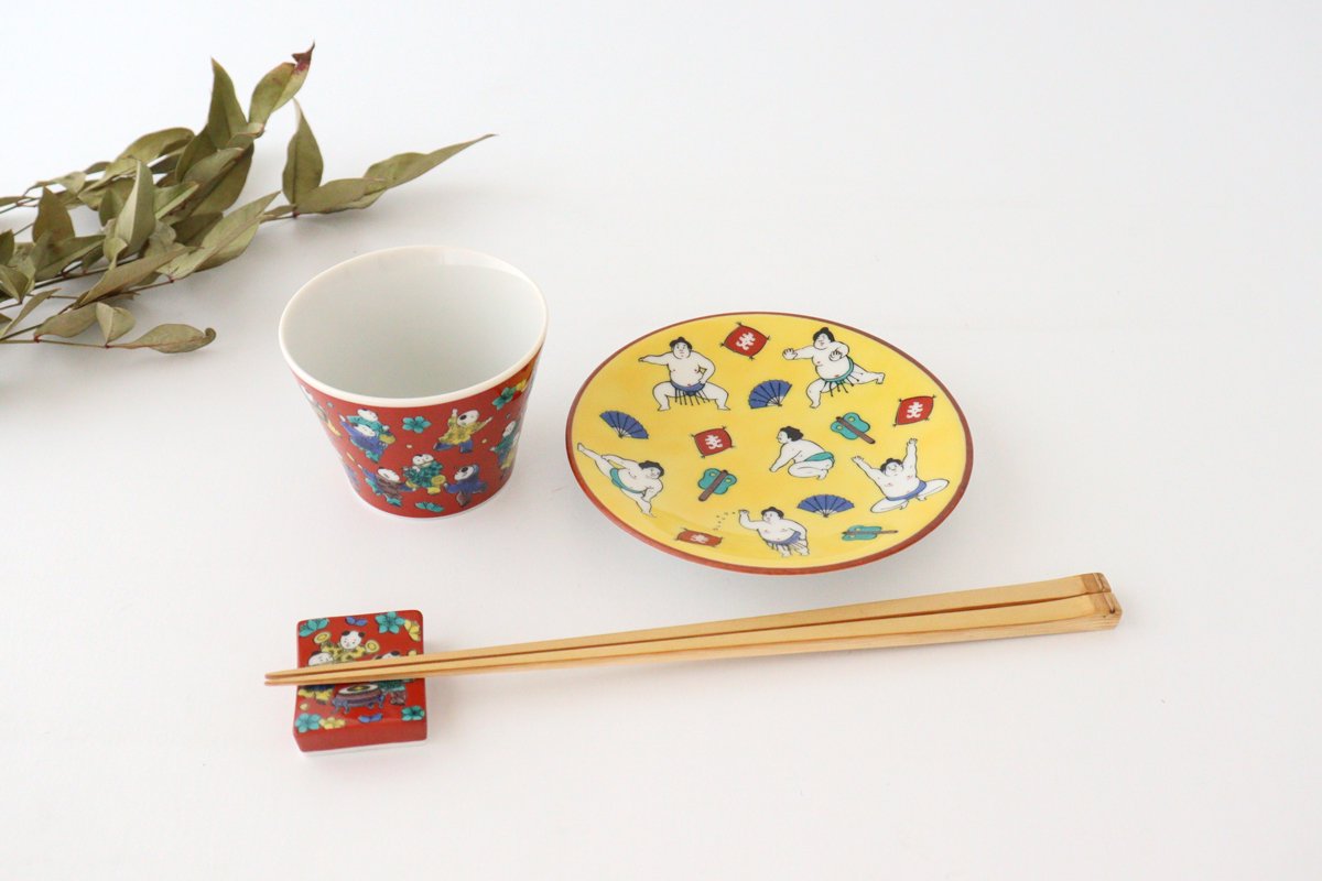 Lucky Small Plate Sumo Porcelain Seikogama Kutani Ware