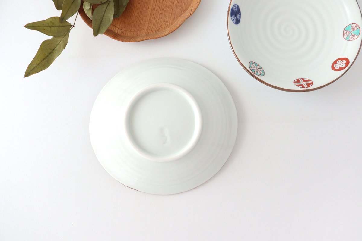 Oval plate, porcelain, dyed Nishiki round pattern, Arita ware