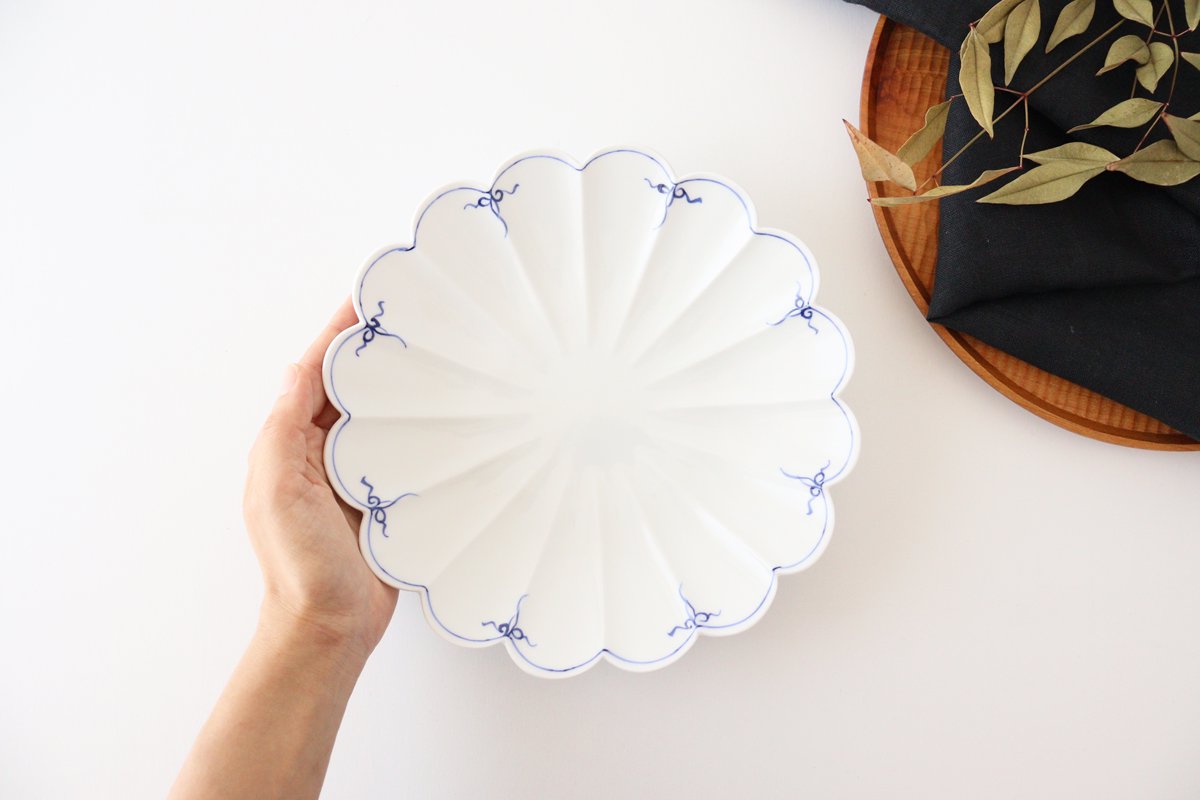 Chrysanthemum pattern plate large blue porcelain Fuchiasobi Hasami ware