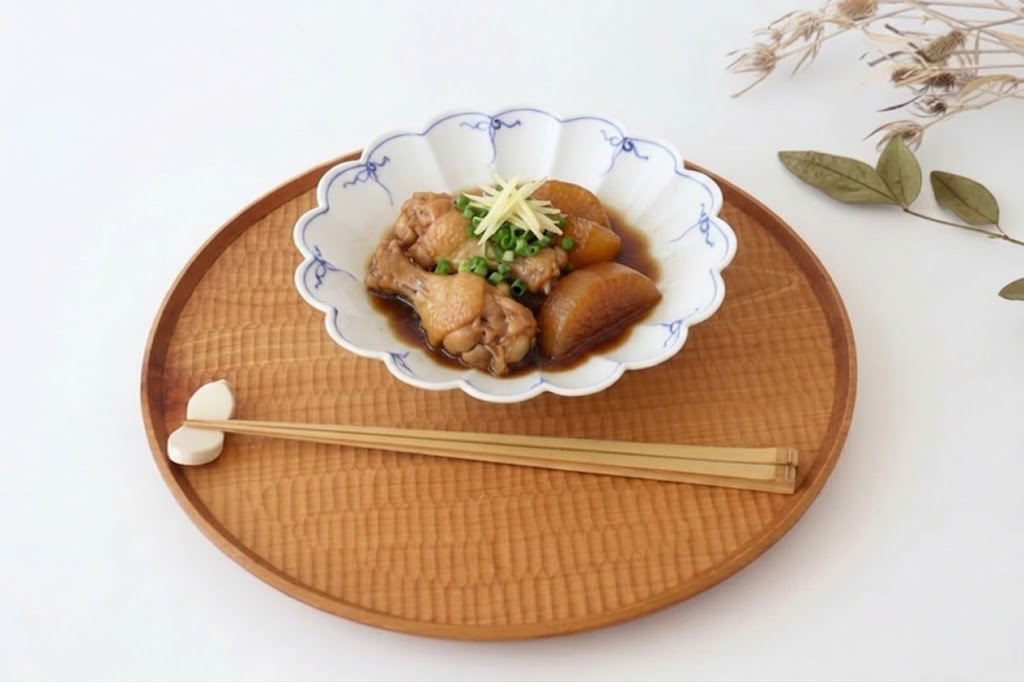 Chrysanthemum Shaped Plate Blue Medium | Hasami Ware