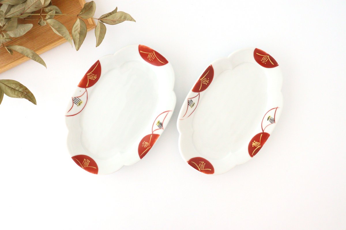 Mukuro plate, red camellia, porcelain, Kurochin kiln, Mino ware