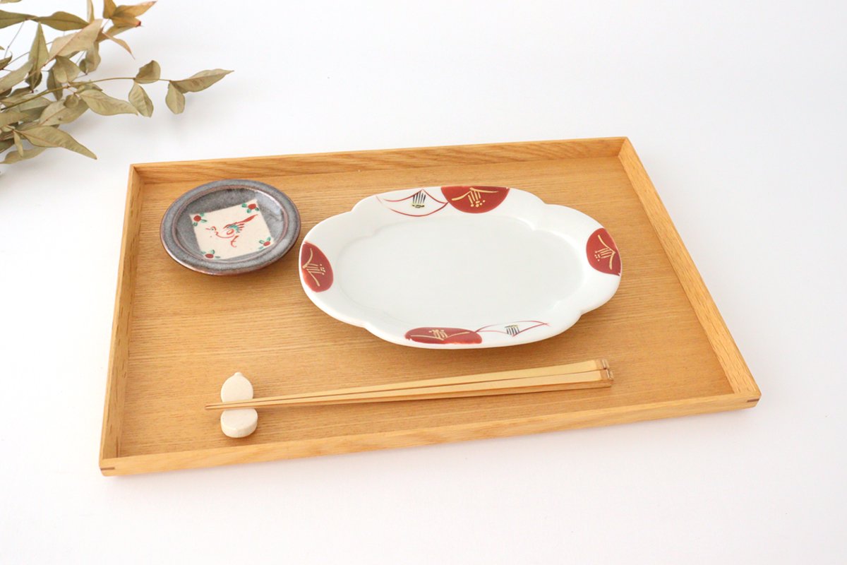 Mukuro plate, red camellia, porcelain, Kurochin kiln, Mino ware