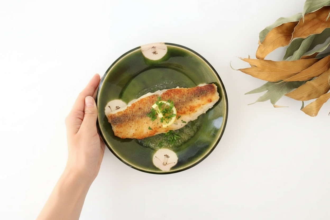 Zoho Kiln Round Plate Oribe Cameria Medium | Mino Ware