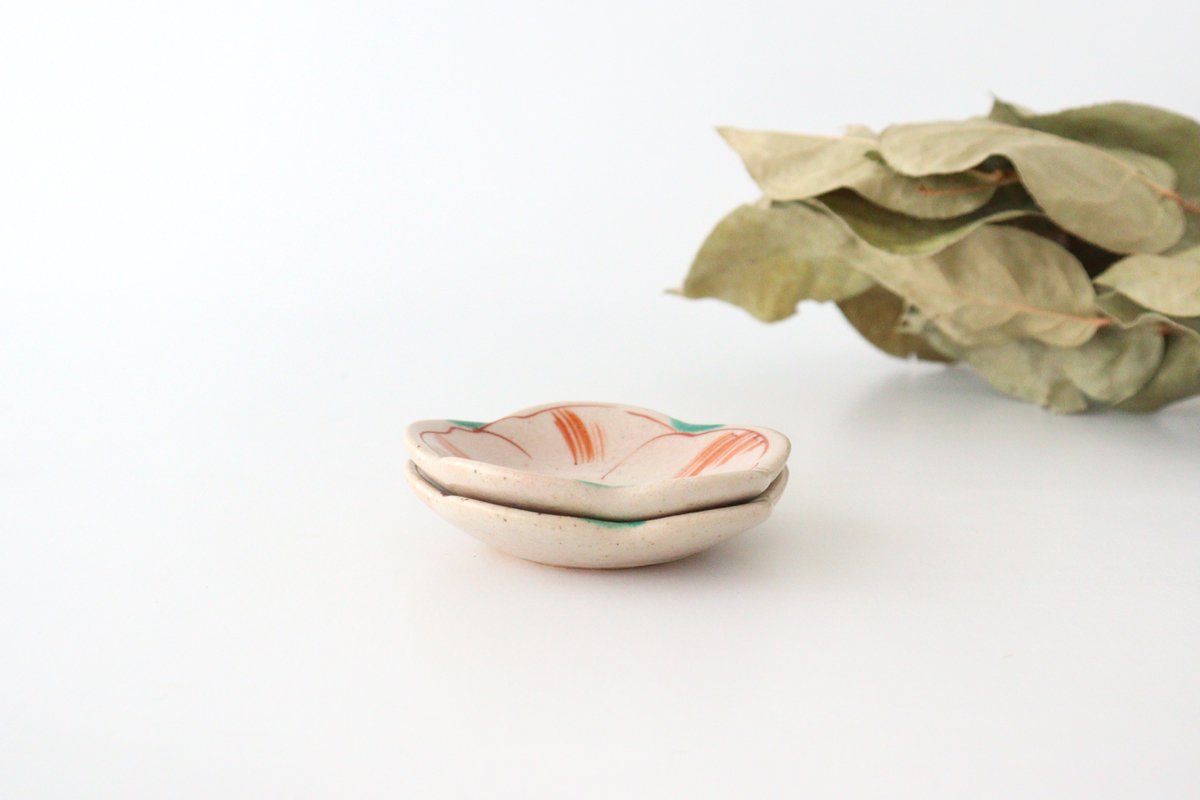 Small plate Iroe Hanasaki Pottery Kurochin kiln Mino ware