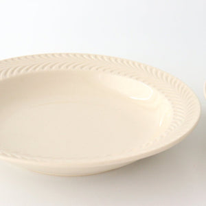 24cm/9.4in Bowl Ivory Ceramic Rosemary Hasami Ware