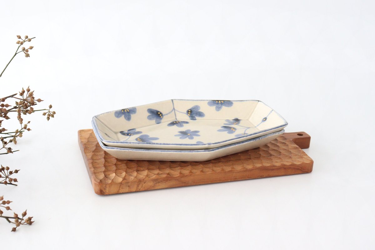 Hexagonal long plate, semi-porcelain, flower pattern, Arita ware
