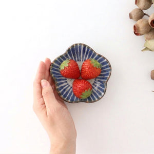 Plum-shaped Small Plate Blue Tokusa | Hasami Ware