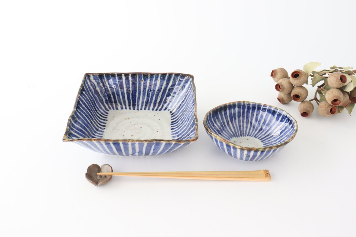 Square bowl, porcelain, dyed jukusa, Hasami ware