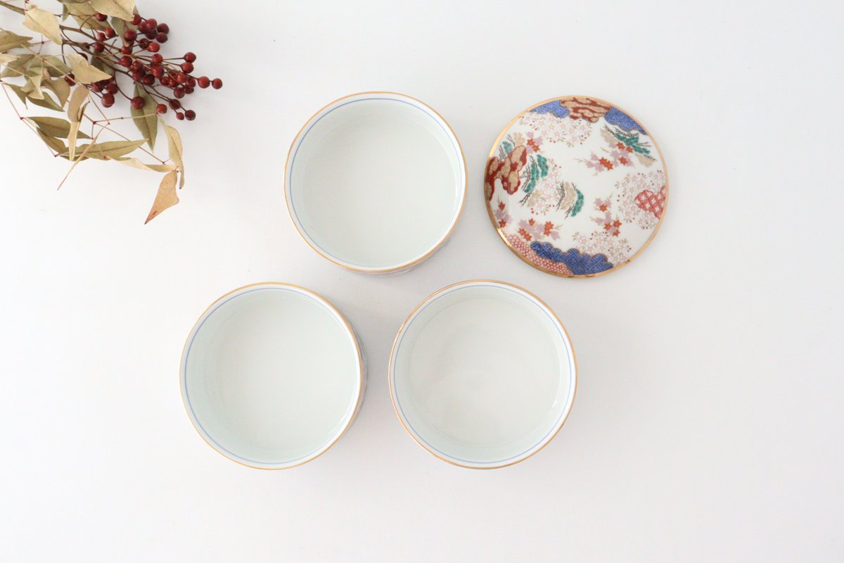 Three-tier heavy spring and autumn pattern porcelain Arita ware