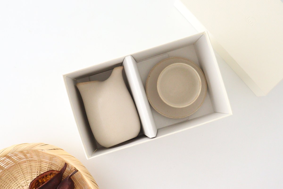 3-piece sake set, rice white porcelain, Mino ware