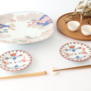 Small Round Plate Plum and Chrysanthemum Pattern | Arita Ware