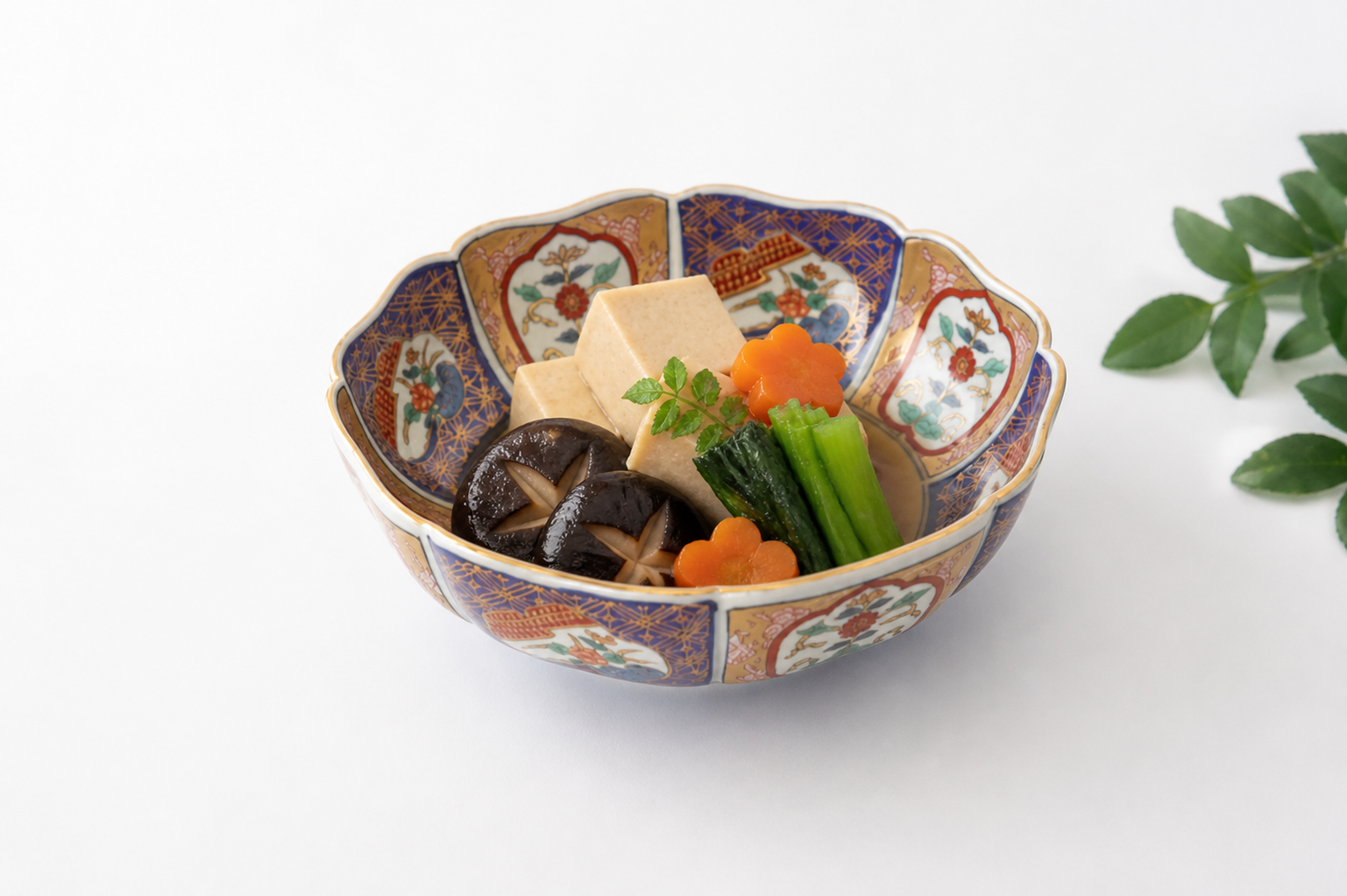 Rinkurou Kiln Deep Bowl Old Imari Flower Pattern | Serving Bowl Hasami Ware