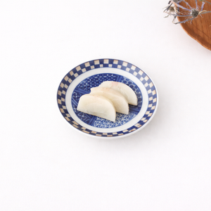 Rinkurou Kiln Round Sauce Plate Rabitt and Ichimatsu Pattern 10.5cm/4.1in | Hasami Ware
