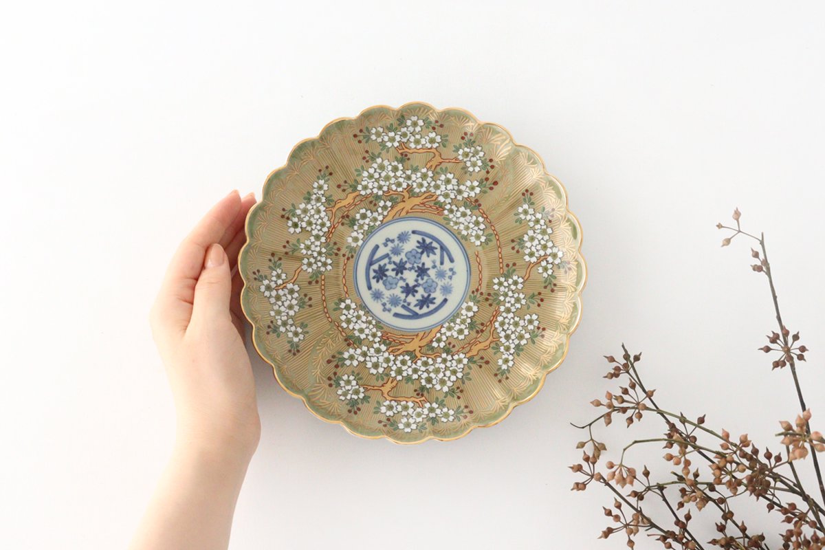 Rinkurou Kiln Round Plate Old Imari Sakura Tree Pattern 18.5cm/7.3in | Hasami Ware