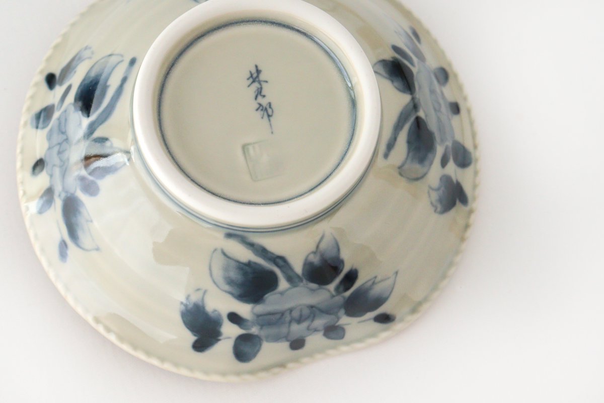 Rinkurou Kiln Small Bowl Old Imari Chrysanthemum Pattern | Kobachi Hasami Ware