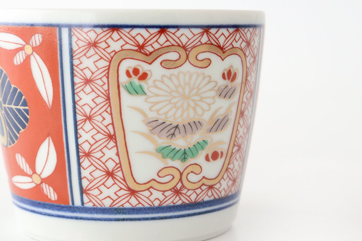 Soba choko, ground pattern, split flower pattern, porcelain, Rinkurou kiln, Hasami ware