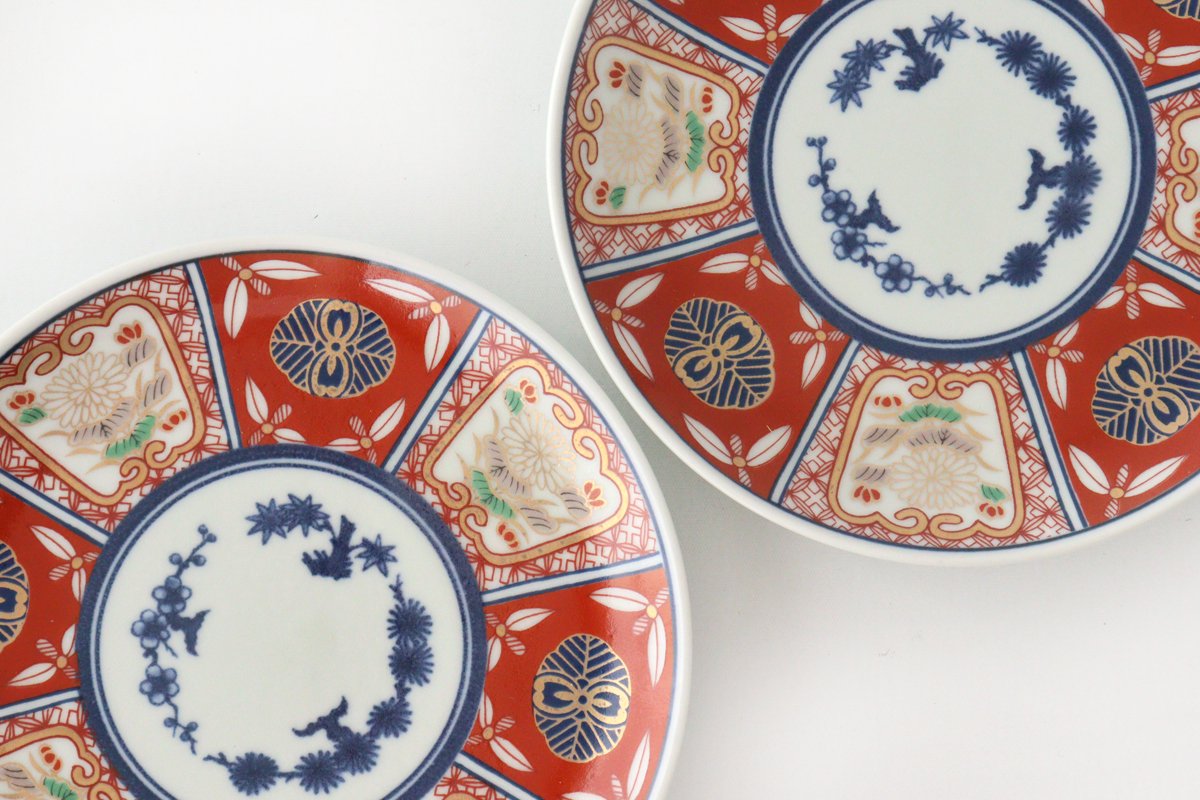 Rinkurou Kiln Small Round Plate Old Imari Style Flower Pattern 12cm/4.7in | Hasami Ware