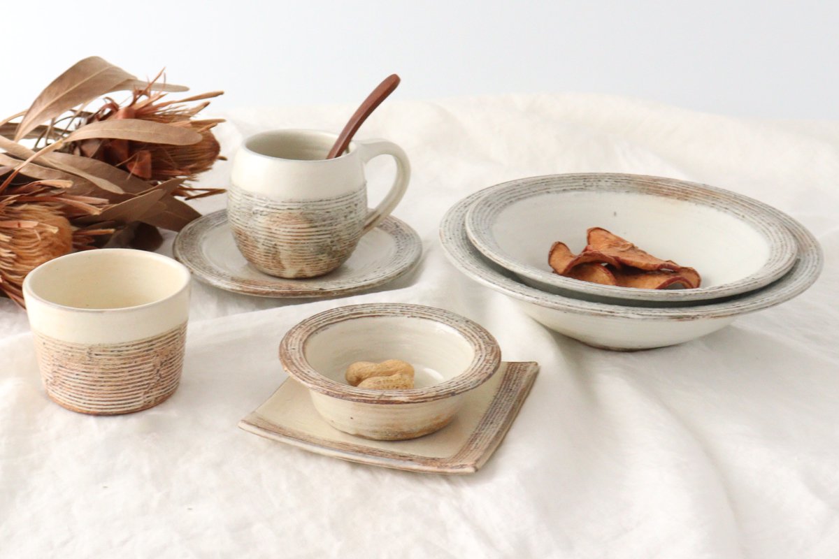 Fuchiara horizontal carving rice bowl small pottery Furuya Seisho