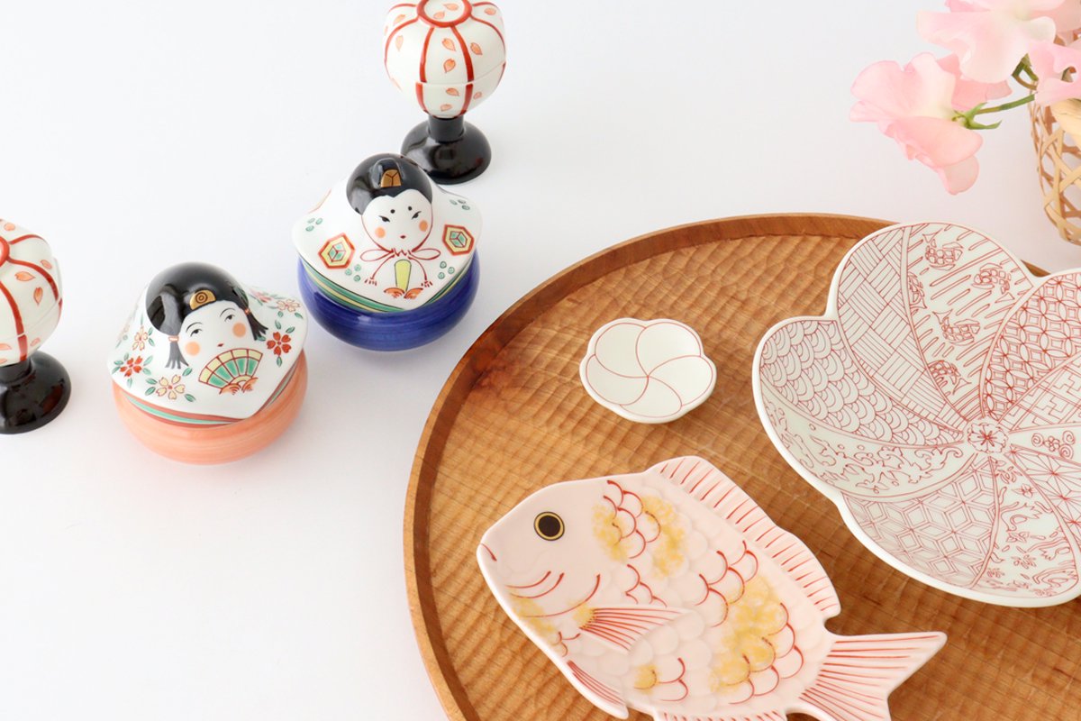 Sea bream-shaped Small Plate Pink and Gold｜Arita Ware