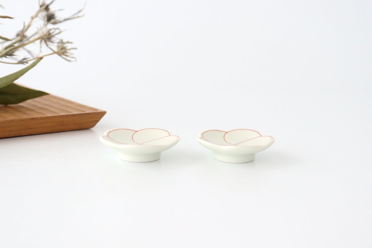 Chopstick Rest White Plum | Hashioki Arita Ware