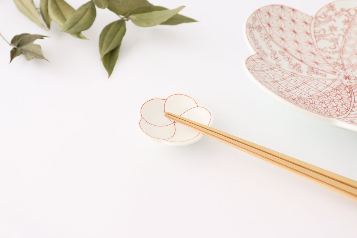 Chopstick Rest White Plum | Hashioki Arita Ware