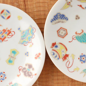 Seikou Kiln Lucky Small Plate Treasure｜Kutani Ware