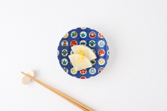 Seikou Kiln Lucky Small Plate Round Crest Pattern｜Kutani Ware