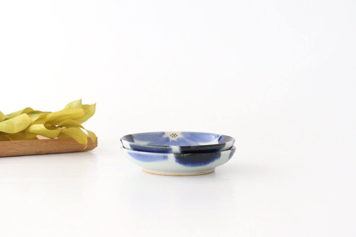 Small Round Plate Blue Flower | Hasami Ware