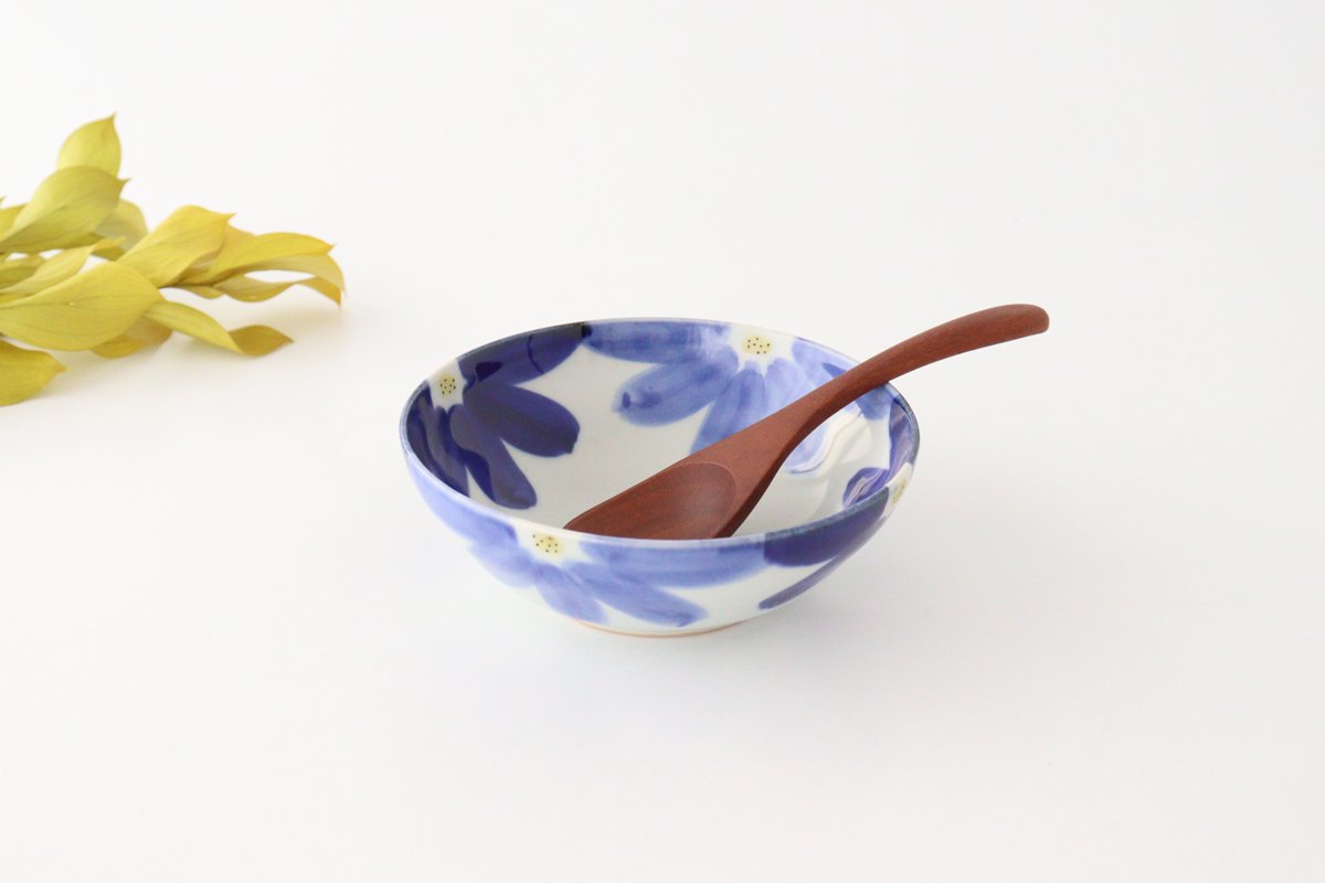 Round Bow Blue Flowers| Serving Bowl Hasami Ware