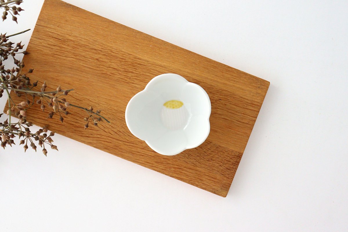 Small Bowl White Camellia | Kobachi Arita Ware