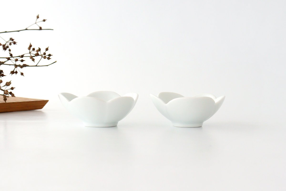 Small Bowl White Camellia | Kobachi Arita Ware